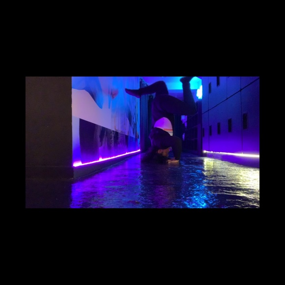 Meet your Posher, Nia - Picture 1 of 7